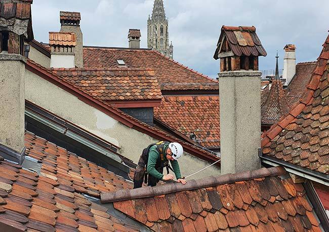 Dachkontrolle für ein dichtes Dach