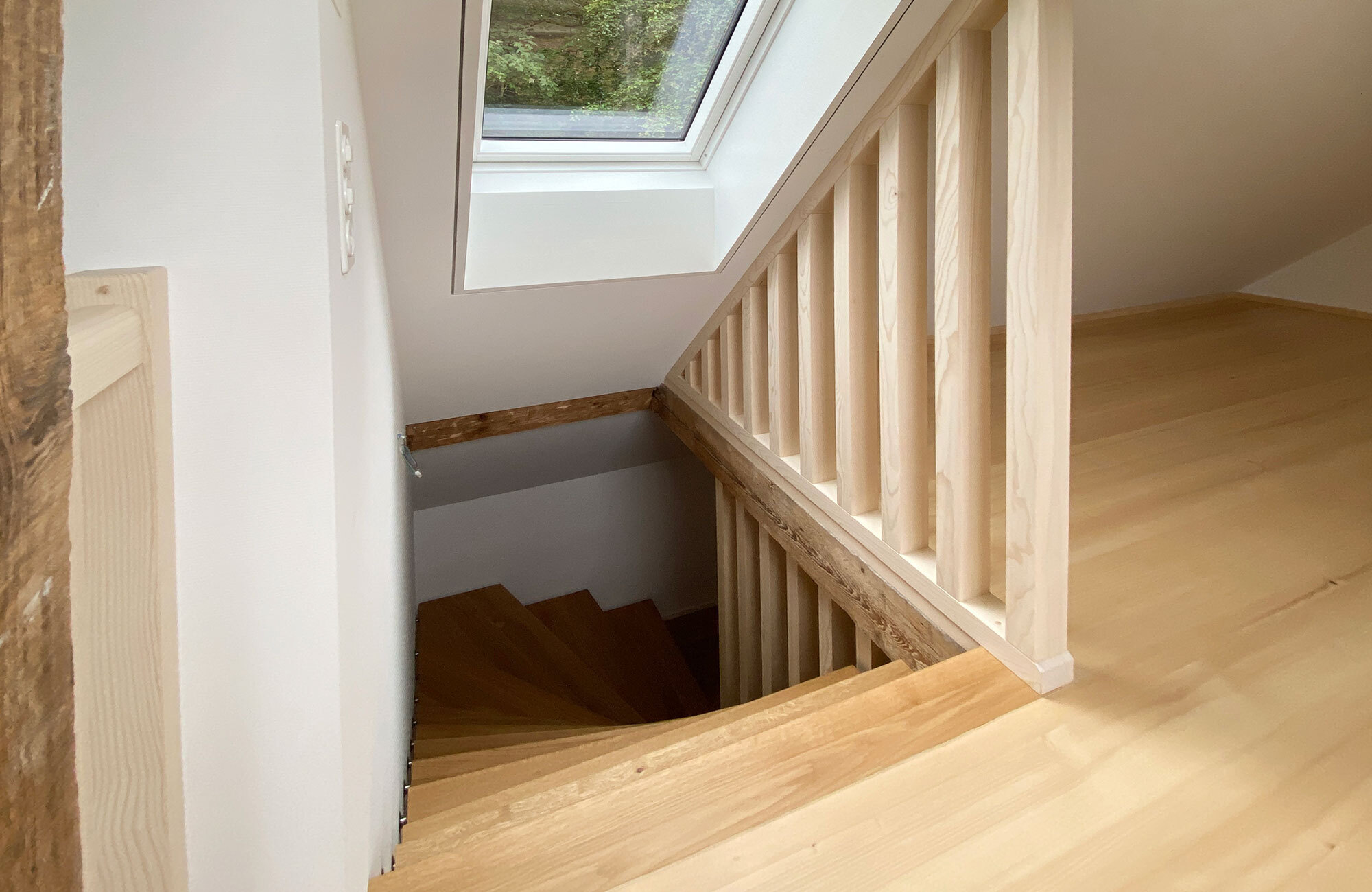 Neue Treppe aus Holz