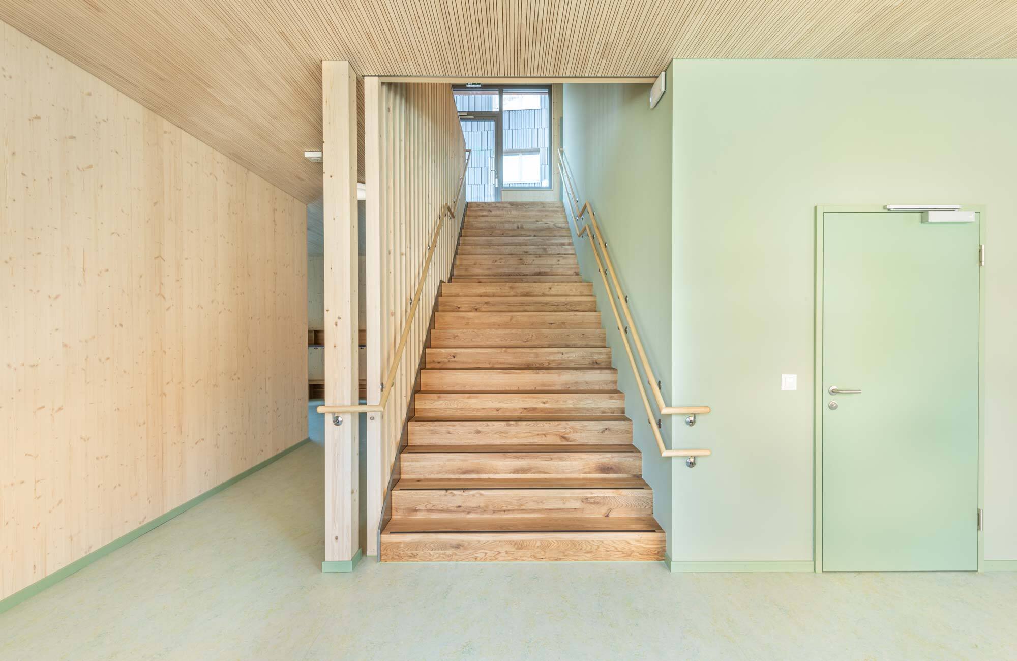 Treppe aus Holz