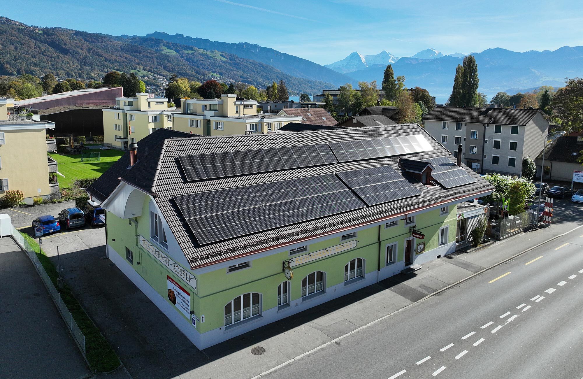 Dach sanieren mit Solaranlage