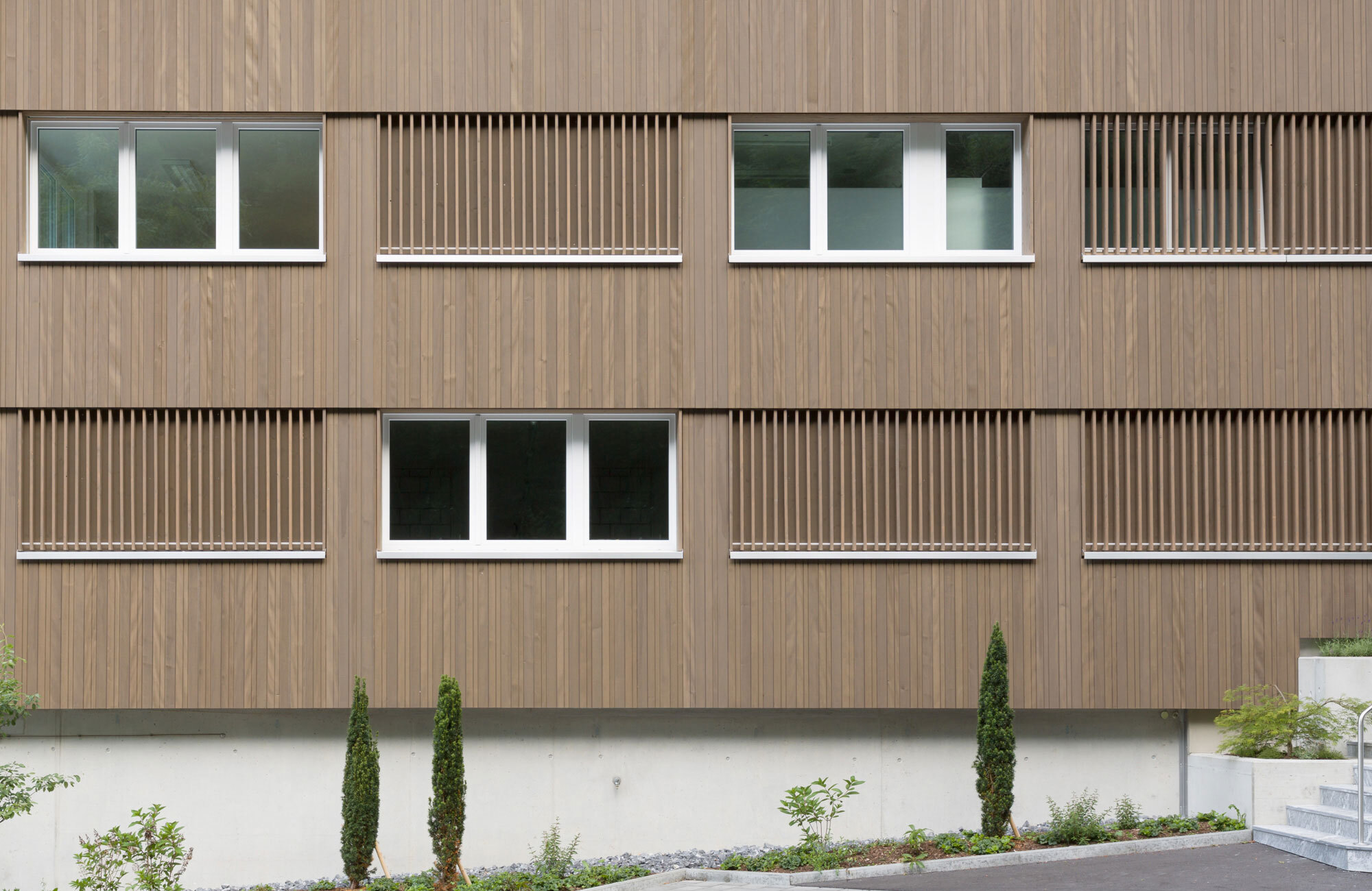 Holzfassade aus Schweizer Holz