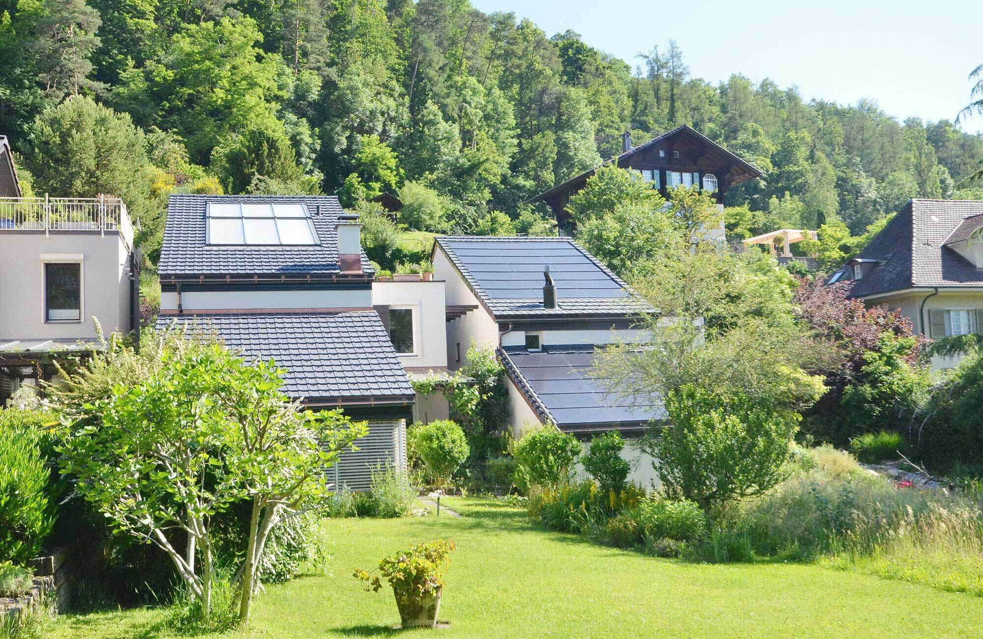 Dach mit Solaranlage