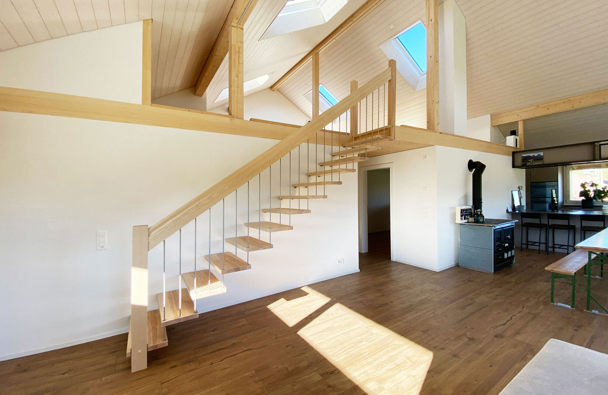 Neue Treppe aus Holz